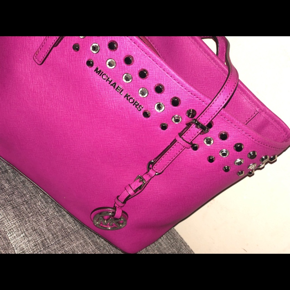 Pretty Pink Micheal Kors Handbag